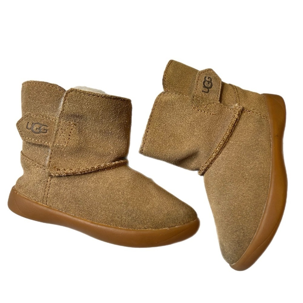 Toddler UGG Boots - Picture 3 of 15